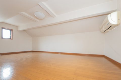 小屋裏収納